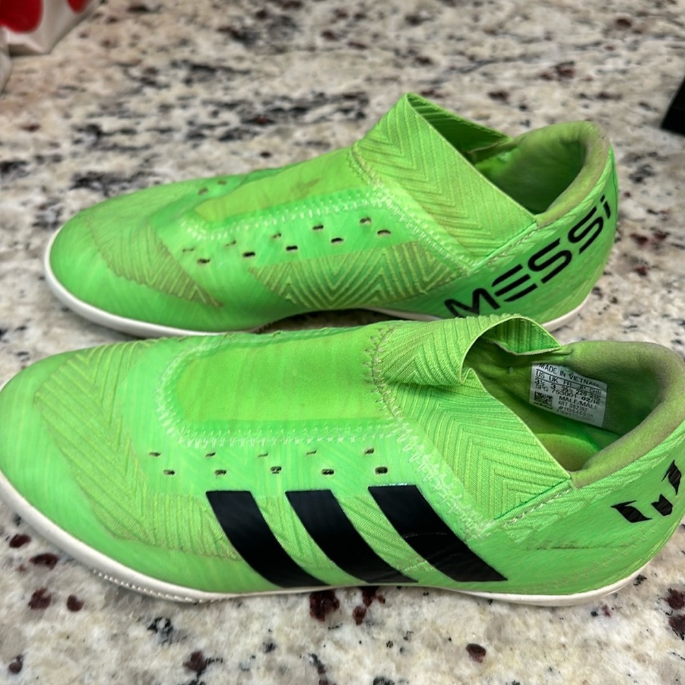 Messi Adidas Futsal Sneakers (Kids soccer)